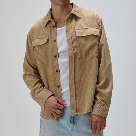 RSQ Other - RSQ Oversized Long Sleeve Corduroy Shirt Sz Medium Tan Button Up